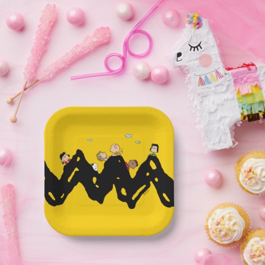 Erdnüsse | Die Gang auf dem Zig Zag Pappteller (Party)