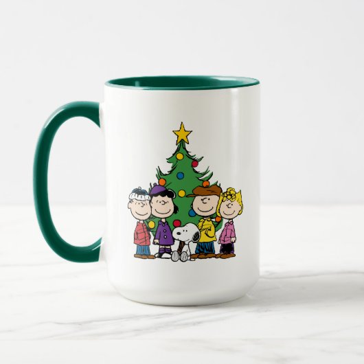 Erdnüsse | Die Gang um den Weihnachtsbaum Tasse (Links)
