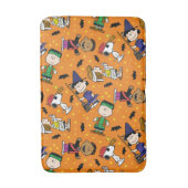 Erdnüsse | Fröhliches Halloween-Muster Badematte (Vorderseite Vertikal)