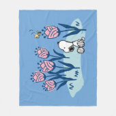 Erdnüsse | Garten mit Snoopie und Holzblumen Fleecedecke (Vorderseite)