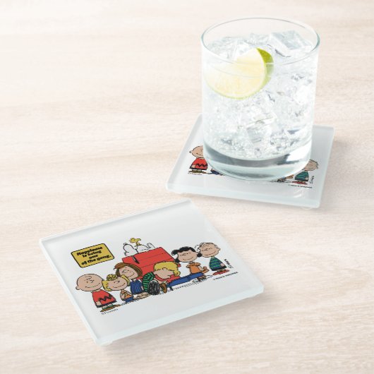 Erdnüsse | Glück ist eins der Gang Glasuntersetzer (Schrägansicht)