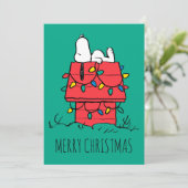 Erdnüsse | Hundehütte Snoopy mit Licht Feiertagskarte (Stehend Vorderseite)