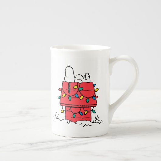 Erdnüsse | Hundehütte Snoopy mit Licht Porzellantasse (Rechts)
