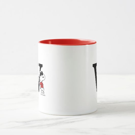 Erdnüsse | "Joe Cool" Stehend | Monogramm W Tasse (Zentrum)