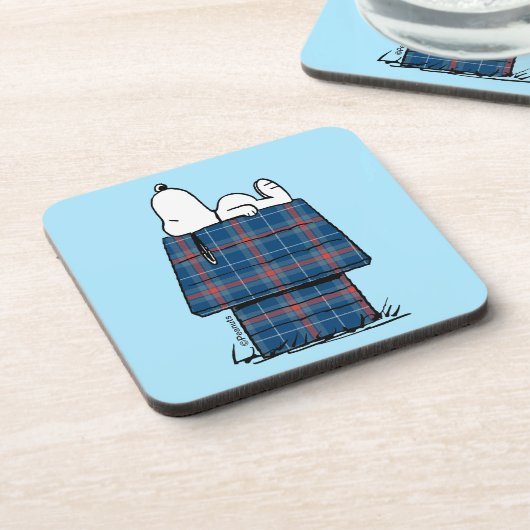 Erdnüsse | Karierte Flannel Ferienhaus Hunde Snoop Getränkeuntersetzer (Linke Seite)