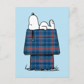 Erdnüsse | Karierte Flannel Ferienhaus Hunde Snoop Postkarte (Vorderseite)