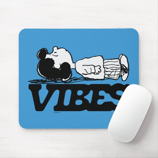 Erdnüsse | Lucy Vibes Mousepad (Mit Mouse)