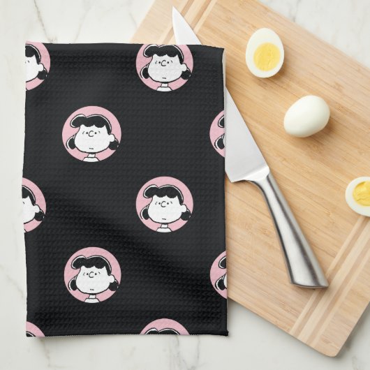 Erdnüsse | Lucy's Faces Geschirrtuch (Viertel Falte)