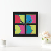 Erdnüsse | Moderner Pop Art Charlie Brown Quadratische Wanduhr (Zuhause)