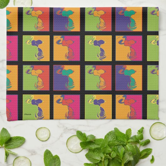 Erdnüsse | Moderner Pop Art Snoopy Geschirrtuch (Gefaltet)