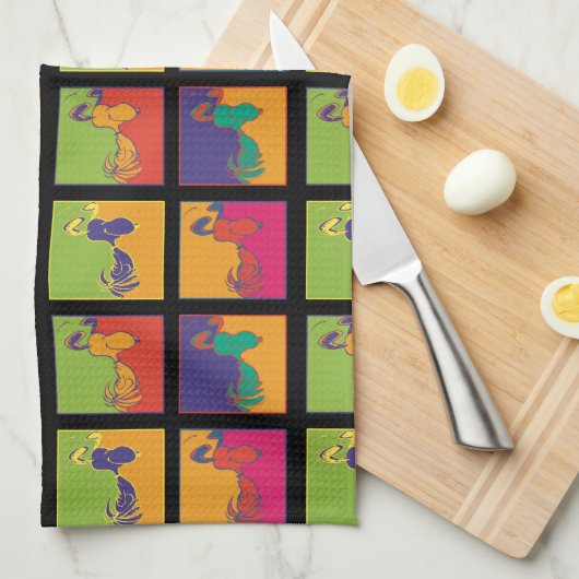 Erdnüsse | Moderner Pop Art Snoopy Geschirrtuch (Viertel Falte)