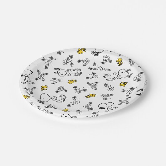 Erdnüsse | Muster für Snoopy & Woodstock B&W-Blume Pappteller (Schrägansicht)