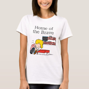Erdnüsse   Patriotic Schroeder & Sein Piano T-Shirt