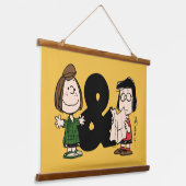 Erdnüsse | Peppermint Patty & Marcie Wandteppich Mit Holzrahmen (Gewinkelt)