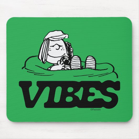 Erdnüsse | Peppermint Patty Vibes Mousepad (Vorne)
