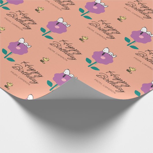 Erdnüsse | Pfeifen für Snoopy und Holz-Blume Geschenkpapier (Ecke)