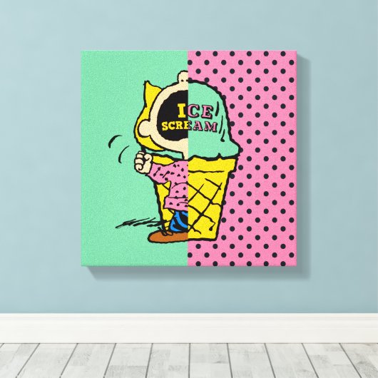 Erdnüsse | Sally Ice Cream Half & Halb Leinwanddruck (Insitu (Holzboden))