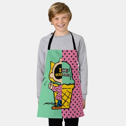 Erdnüsse | Sally Ice Cream Half & Halb Schürze (Getragen)