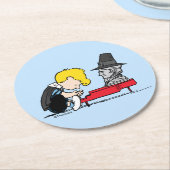 Erdnüsse | Schroeder Pilgrim Runder Pappuntersetzer (Angewinkelt)