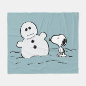 Erdnüsse | Snoopy baut einen Schneemann Fleecedecke (Vorderseite (Horizontal))