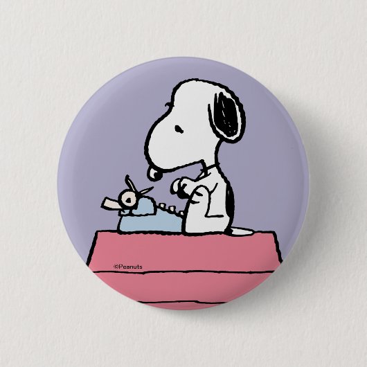 Erdnüsse | Snoopy bei der Schreibmaschine Button (Vorderseite)
