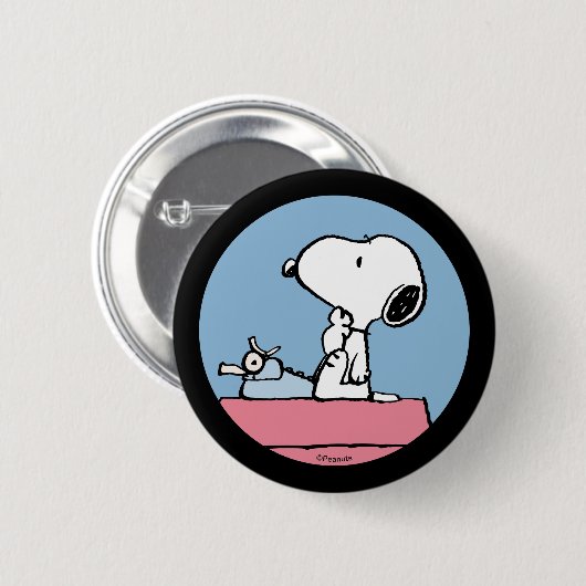 Erdnüsse | Snoopy bei der Schreibmaschine Button (Vorne & Hinten)