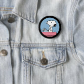 Erdnüsse | Snoopy bei der Schreibmaschine Button (Beispiel)