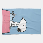 Erdnüsse | Snoopy bei der Schreibmaschine Geschirrtuch (Horizontal)