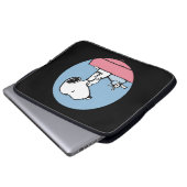 Erdnüsse | Snoopy bei der Schreibmaschine Laptopschutzhülle (Vorne Knopf)