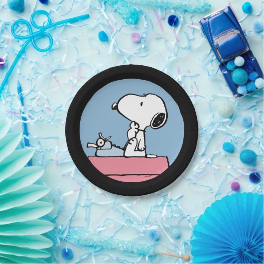 Erdnüsse | Snoopy bei der Schreibmaschine Pappteller (Party)
