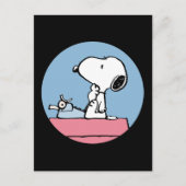 Erdnüsse | Snoopy bei der Schreibmaschine Postkarte (Vorderseite)