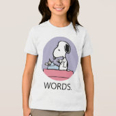Erdnüsse | Snoopy bei der Schreibmaschine Tri-Blend Shirt (Vorderseite)