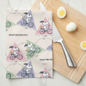 Erdnüsse | Snoopy Bike Ride Stats Geschirrtuch (Viertel Falte)