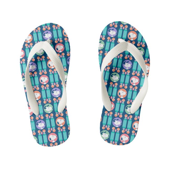 Erdnüsse | Snoopy Dark Blue Deko Dreams Pattern Kinderbadesandalen (Fußbett)