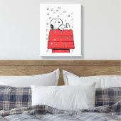 Erdnüsse | Snoopy Doghouse Snowflakes Leinwanddruck (Insitu (Schlafzimmer))