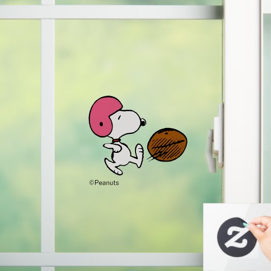 Erdnüsse | Snoopy Football Kicker Fensteraufkleber (Zuhause)