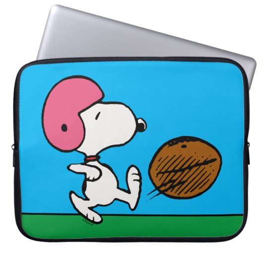 Erdnüsse | Snoopy Football Kicker Laptopschutzhülle (Vorderseite)