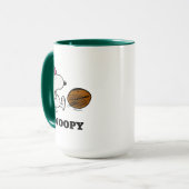 Erdnüsse | Snoopy Football Kicker Tasse (Vorderseite Links)