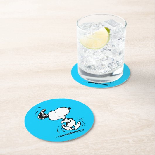 Erdnüsse | Snoopy Happy Dance Runder Pappuntersetzer (Vor Ort)