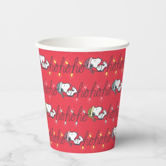 Erdnüsse | Snoopy Holiday Ho Ho Holiday Pattern Pappbecher (Vorderseite)