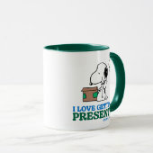 Erdnüsse | Snoopy I Liebe Anbringen von Geschenken Tasse (VorderseiteRechts)
