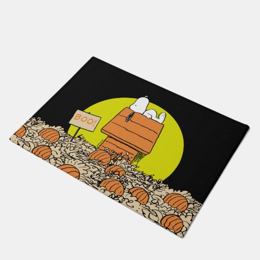 Erdnüsse | Snoopy Napping im Pumpkinpflaster Fußmatte (Schrägansicht)