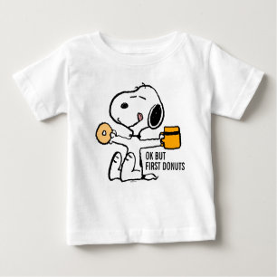 Erdnüsse   Snoopy OK, aber erster Kaffee Baby T-shirt