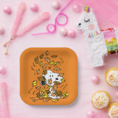 Erdnüsse | Snoopy Pile von Blätter Pappteller (Party)