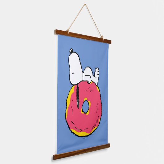 Erdnüsse | Snoopy Pink Donut Wandteppich Mit Holzrahmen (Gewinkelt)