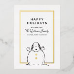 Erdnüsse | Snoopy Playing Snowman Family Foto Folien Feiertagskarte<br><div class="desc">Schicken Sie diese lustige Weihnachtskarte für die Familie Peanuts. Personalisieren Sie mit Ihrem Foto.</div>