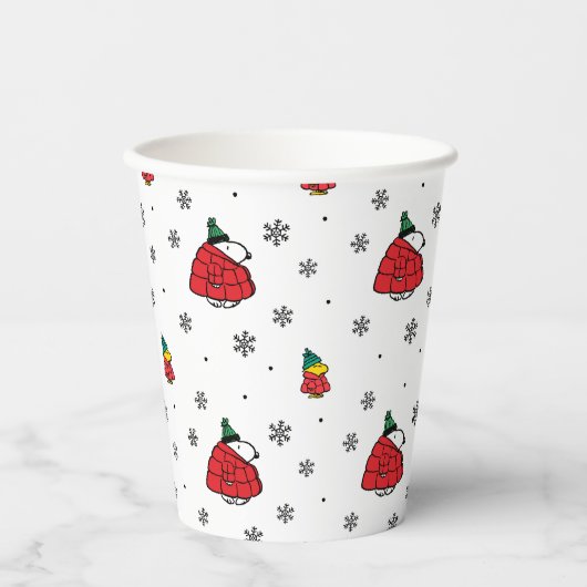 Erdnüsse | Snoopy Red Puffer Jacket Pappbecher (Vorderseite)