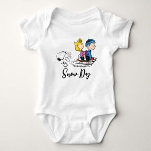 Erdnüsse   Snoopy, Sally & Linus Sled Riding Baby Strampler