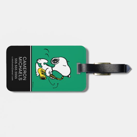 Erdnüsse | Snoopy Saxophone Player Gepäckanhänger (Rückseite horizontal)