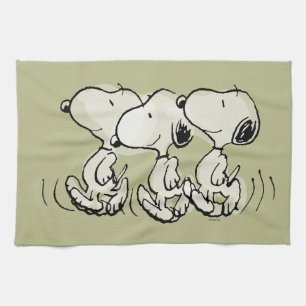 Erdnüsse Snoopy stolziert einher Geschirrtuch